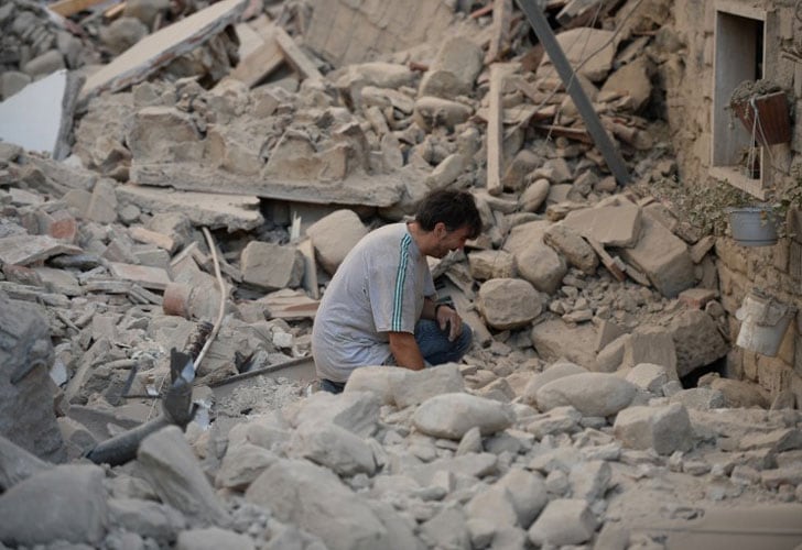 Un trágico terremoto sacudió al centro de Italia. Foto: AFP.