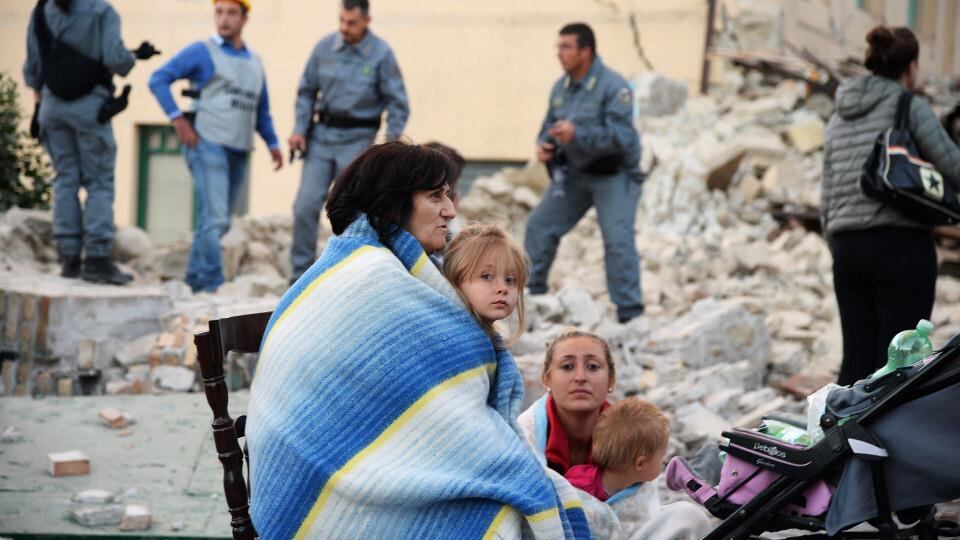 Un trágico terremoto sacudió al centro de Italia. Foto: AFP.