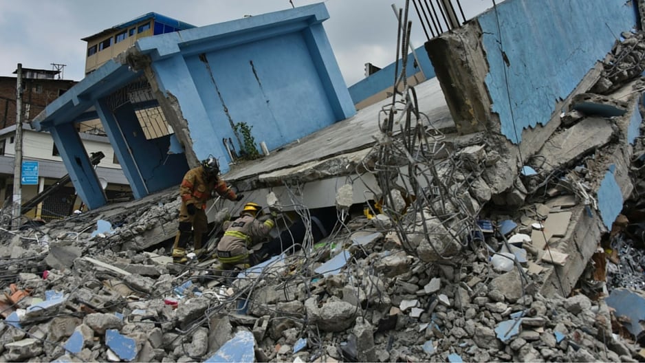 Un tremendo terremoto sacudió a Ecuador.