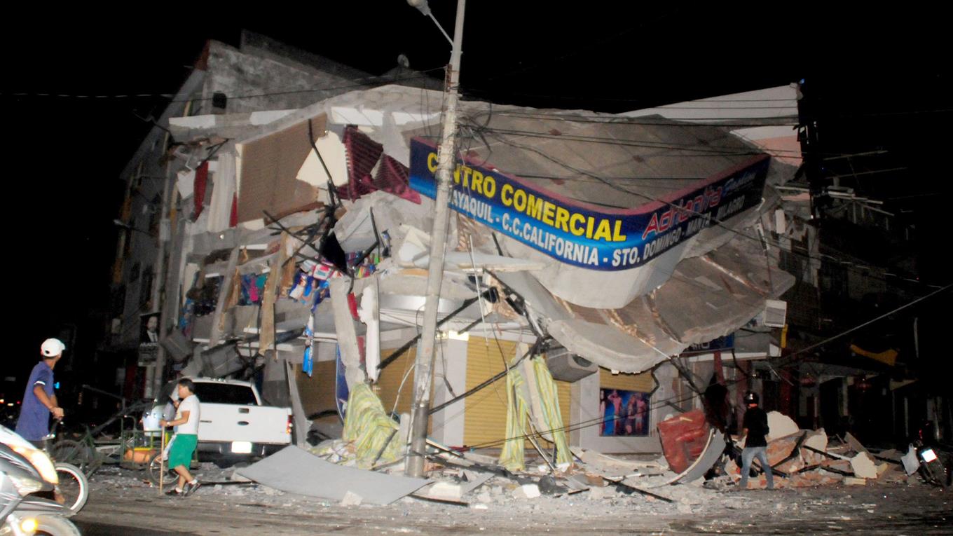 Un tremendo terremoto sacudió a Ecuador. Foto: Reuters.