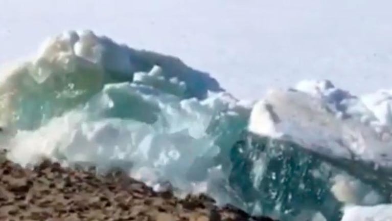Un tsunami de hielo sorprendió en Rusia