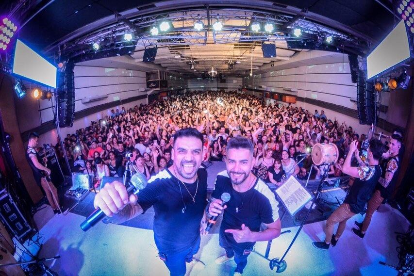 Un viernes a pura energía se vivió en la Sala.