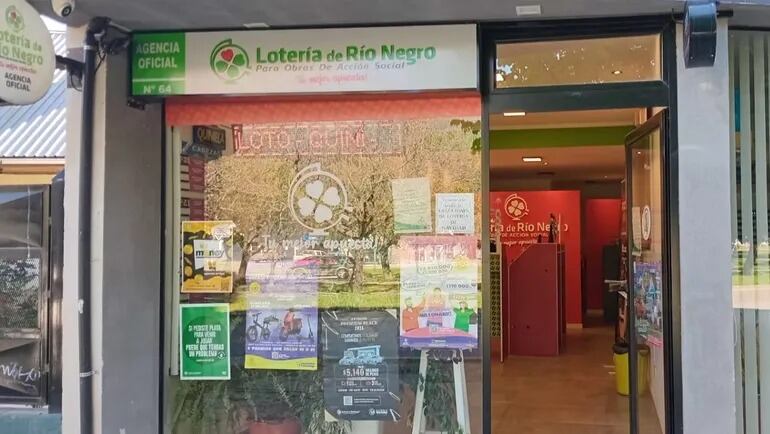 Una agencia de El Bolsón entregó el premio más grande de la historia de la provincia.