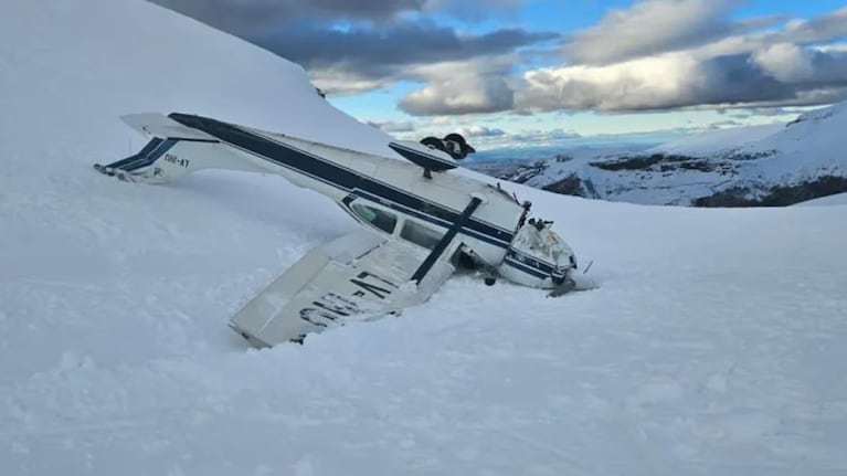 Una avioneta tuvo un desperfecto y tuvo que aterrizar de emergencia. (Foto: Gentileza Realidad SM)
