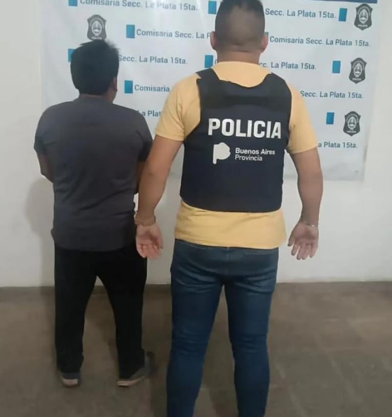 Una beba de dos años encontró un arma del padre y se disparó en el pecho