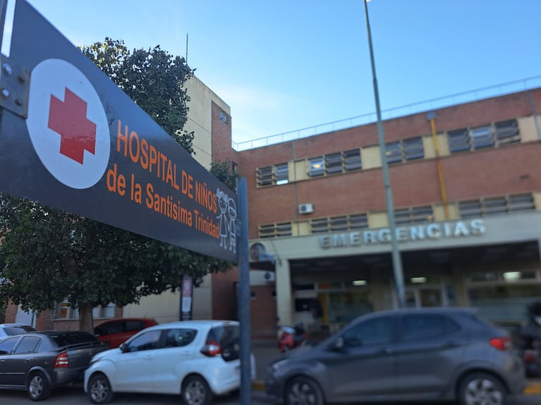 Una bebé de 6 meses sufrió un golpe con un palo en la cabeza durante una discusión entre sus padres en Córdoba