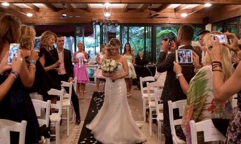 Una boda sin novio: se casó con ella misma