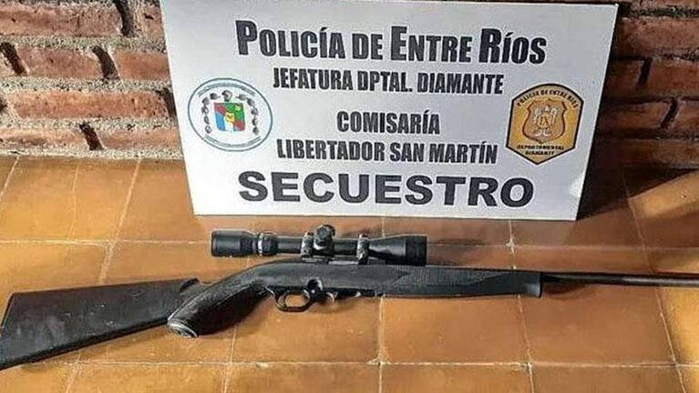 Una chica de 15 años quiso matar a su mamá, baleó a su hermanito y resistió a los tiros a la Policía 