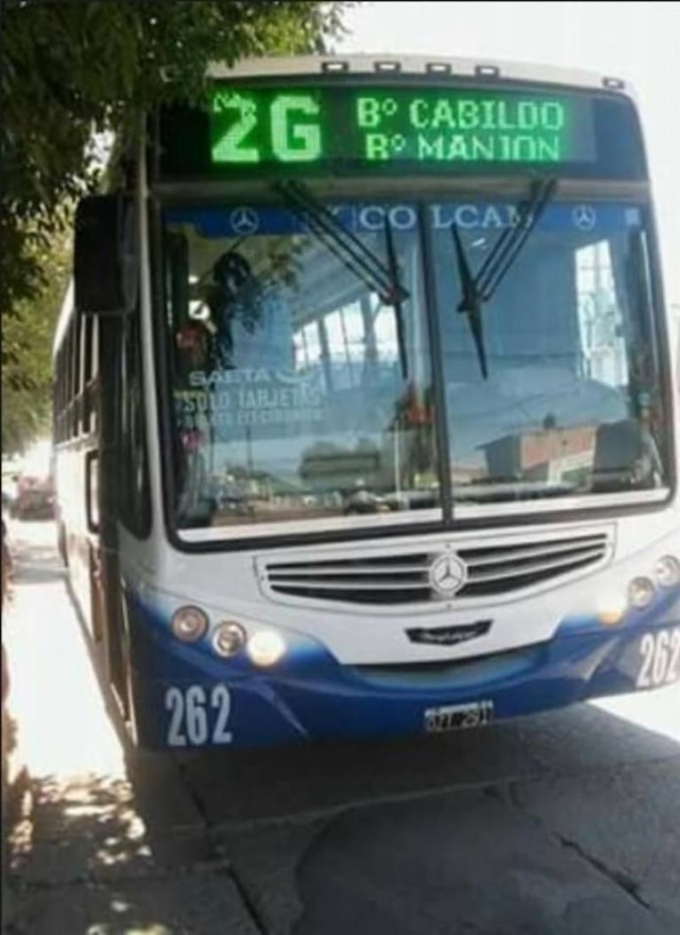 Una chofer de colectivo le salvó la vida a un bebé