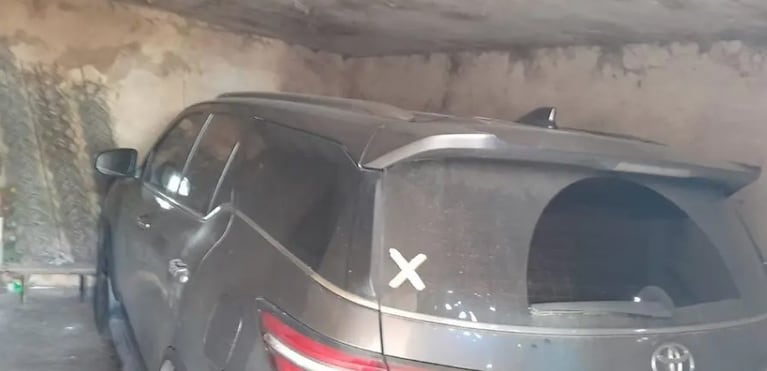 Una de las camionetas Toyota robadas en Córdoba.
