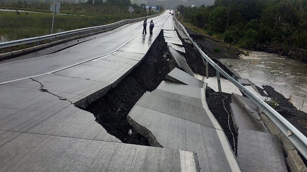 Una de las rutas dañadas por el sismo en Chile. 