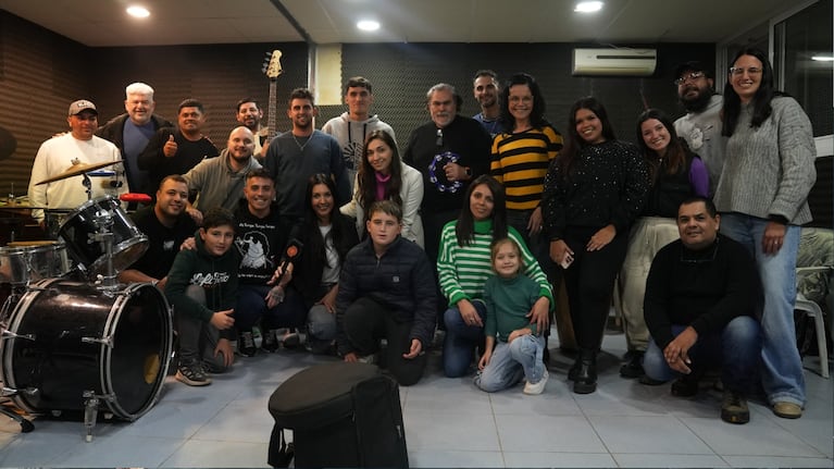 Una escuela de cuarteto en Oncativo abrió sus puertas este año, los creadores de la idea conversaron con Cuarteteando