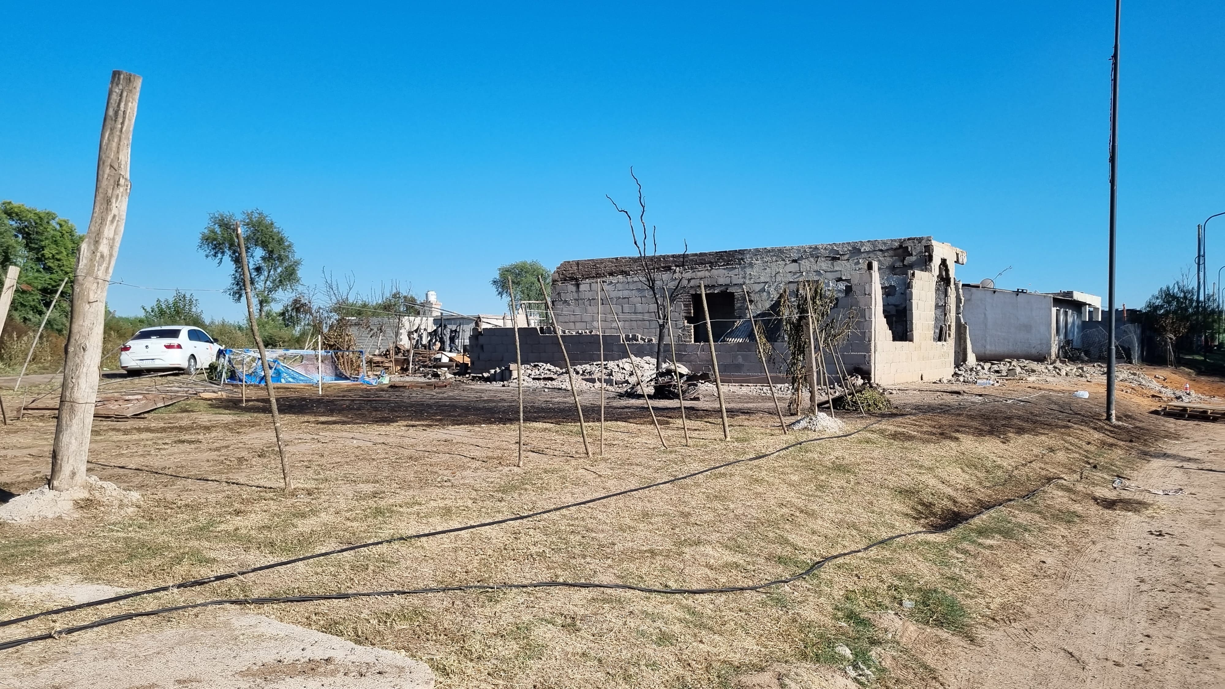 Una familia completa resultó con quemaduras por la explosión. Foto: Emmanuel Cuestas / ElDoce.