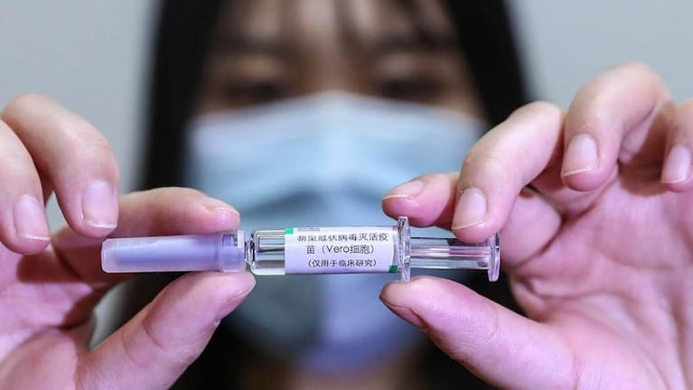 Una farmacéutica china asegura que podrá aplicar masivamente la vacuna contra el coronavirus a principios de 2021