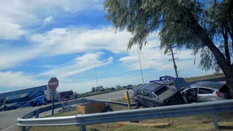 Una Fiat Toro y un Ford Fiesta impactaron minutos antes del caso fatal.