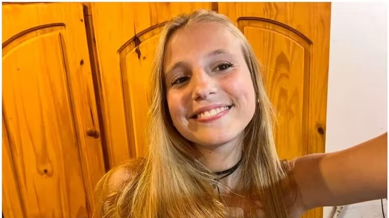 Una joven murió tras luchar contra una enfermedad intestinal.