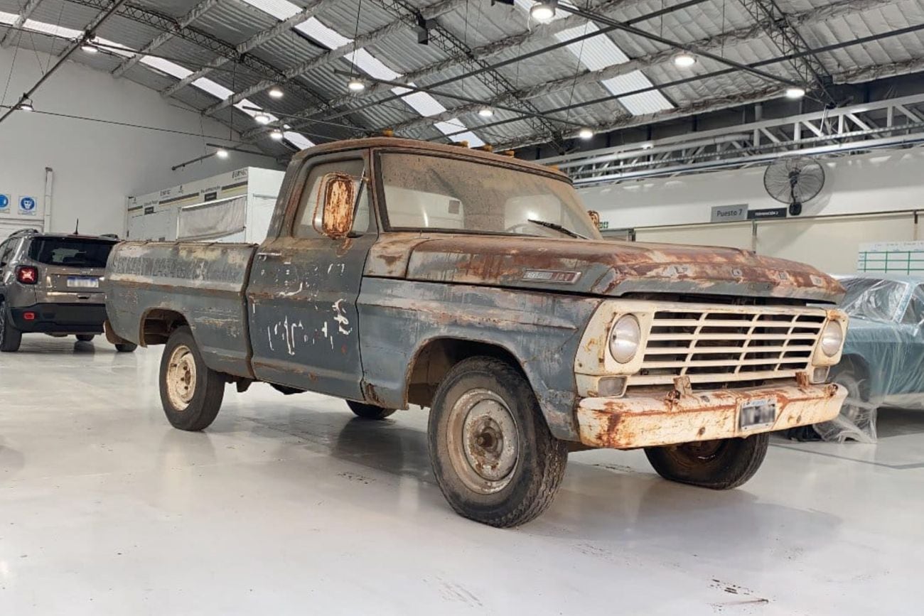 Una leyenda sobre ruedas: Maipú Garage y Collino restauran una F100 de 1969