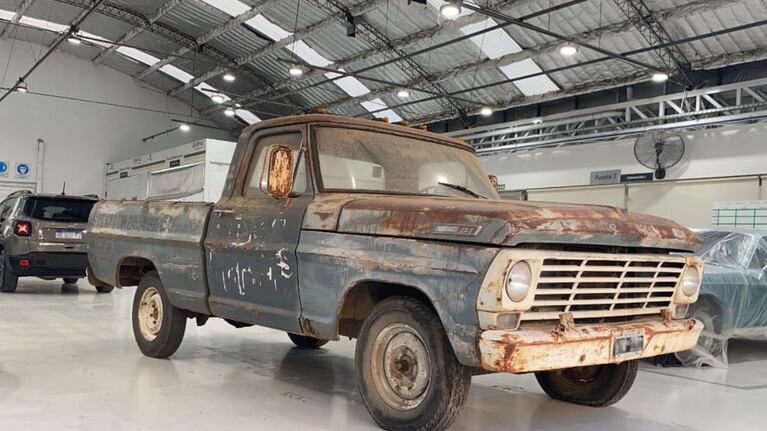 Una leyenda sobre ruedas: Maipú Garage y Collino restauran una F100 de 1969