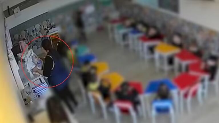 Una maestra atacó a un nene.