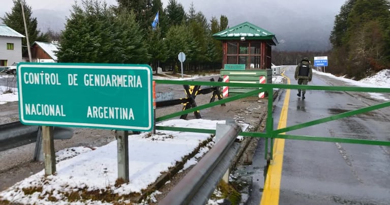 Una mujer argentina dio a luz en un colectivo tras cruzar la frontera de Chile.