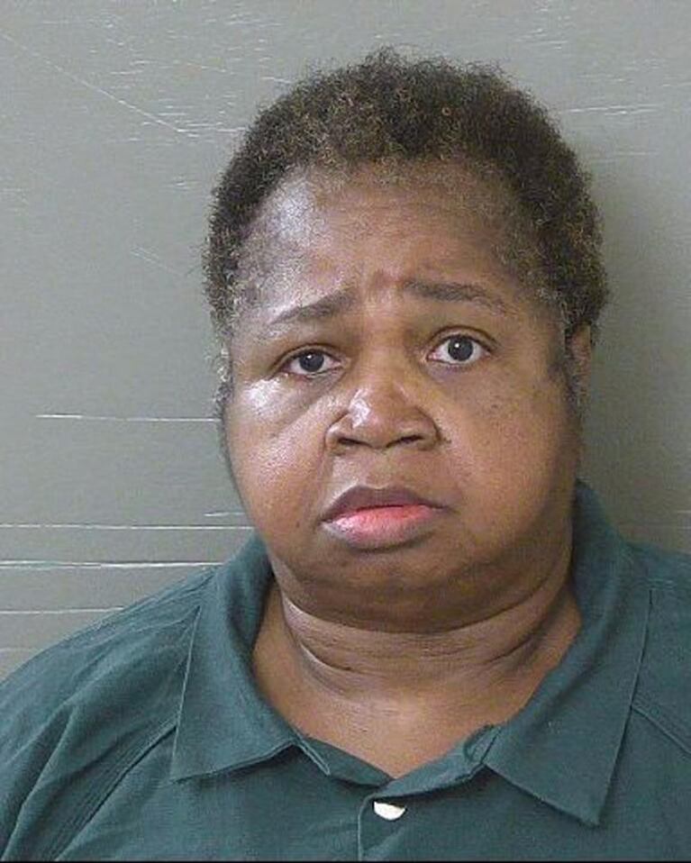 Una mujer de 150 kilos se sentó sobre una nena y la mató
