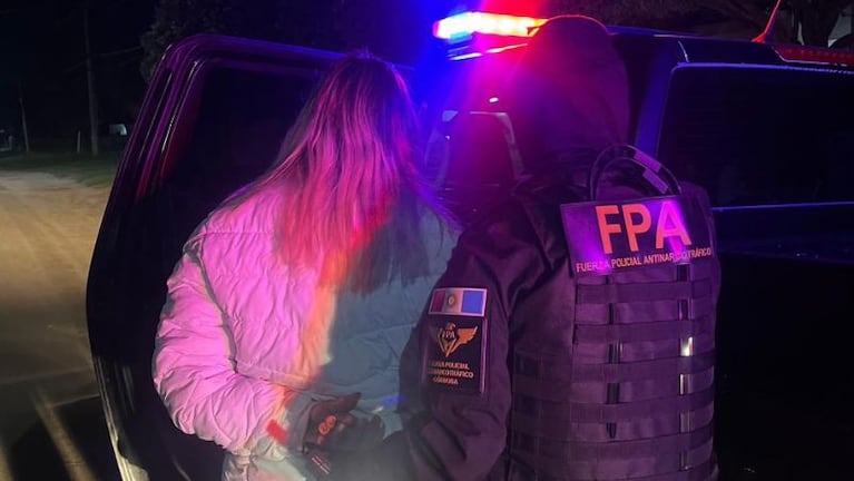 Una mujer fue detenida con más de 200 dosis de marihuana.