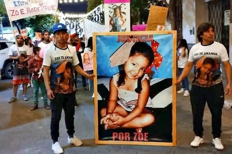 Una mujer mató a su hija de cuatro años junto a su pareja y recibió prisión perpetua 