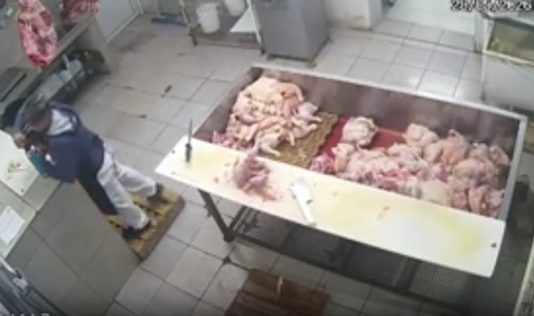 Una mujer quedó detenida por intentar envenenar a un compañero de trabajo.