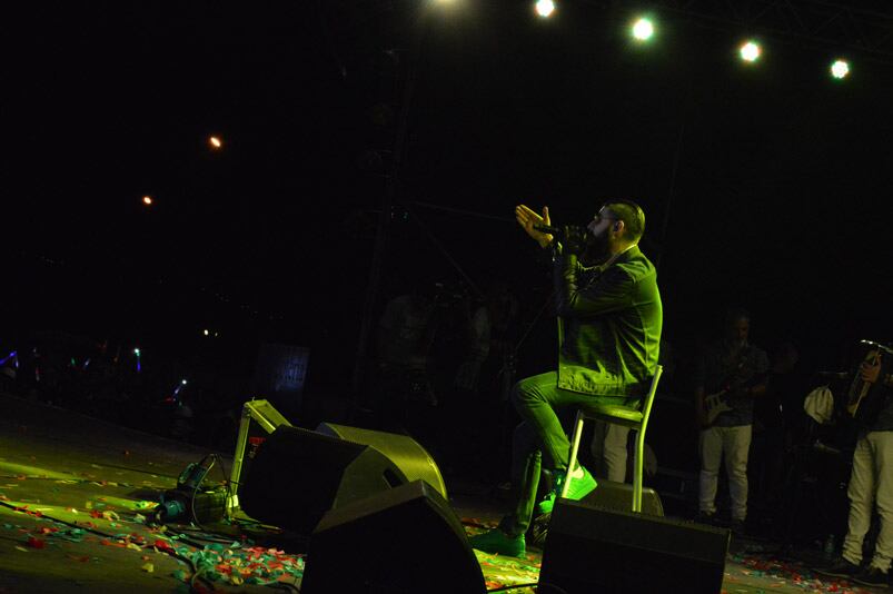 Una multitud disfrutó de Bersuit, Villano y Ulises Bueno durante la noche. Foto: Maxi López / ElDoce.tv.