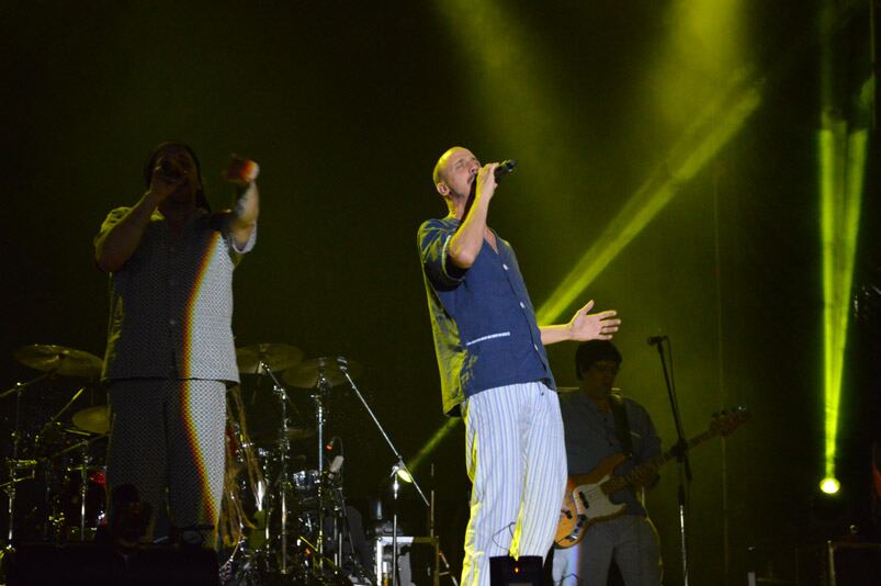 Una multitud disfrutó de Bersuit, Villano y Ulises Bueno durante la noche. Foto: Maxi López / ElDoce.tv.