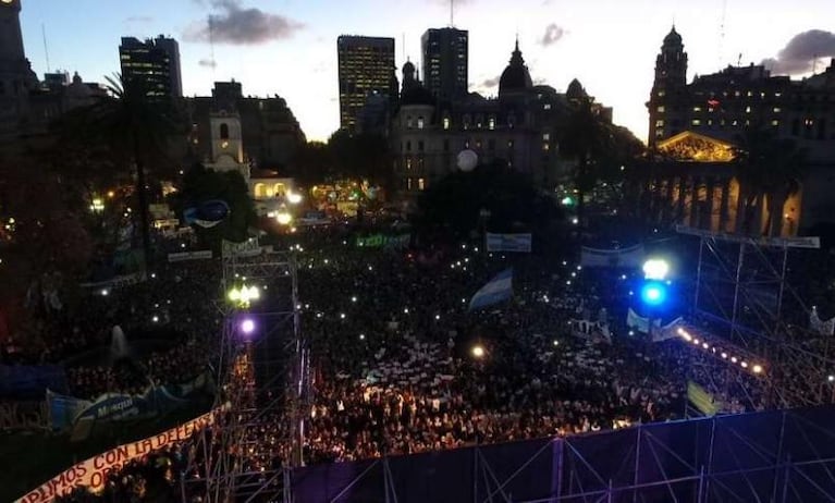 Una multitud marchó contra el 2x1 a represores