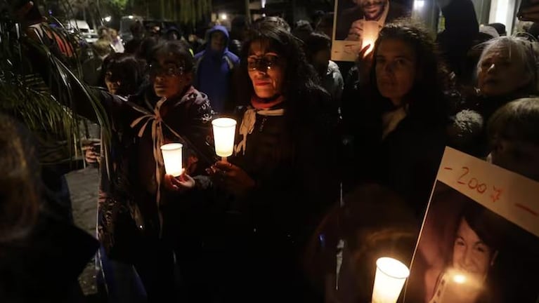 Una multitud marchó en la casa de Lotocki para pedir justicia por Silvina Luna