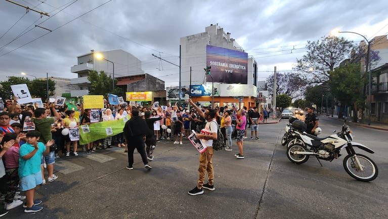 Una multitud marchó para pedir justicia por Lázaro. Foto: Francisco Arias/El Doce.