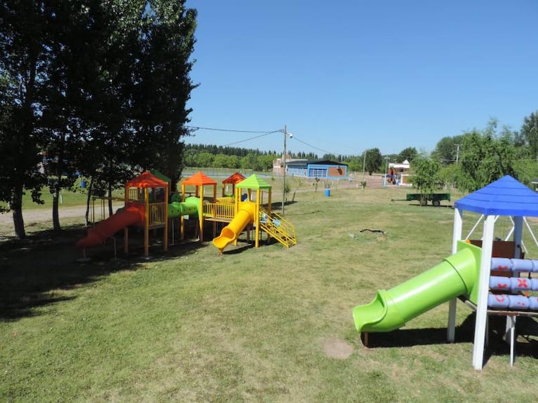 Una nena de 11 años murió tras ser alcanzada por un rayo en un camping de Neuquén