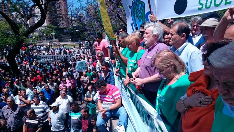 Una nueva asamblea general en el Palacio 6 de Julio. Fotos. Jorge Safita.