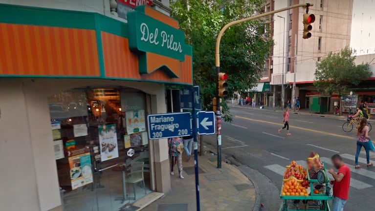 Una panadería muy concurrida, en crisis. Foto: Captura Google Maps