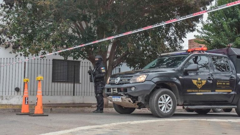 Una pareja detenida por ingresar drogas a la cárcel de Cruz del Eje