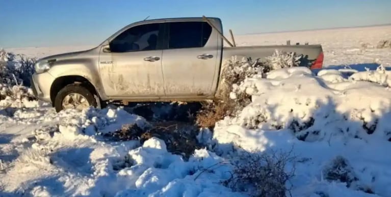 Una pareja pasó 44 horas atrapada en su camioneta a -22° bajo la nieve: cómo sobrevivieron