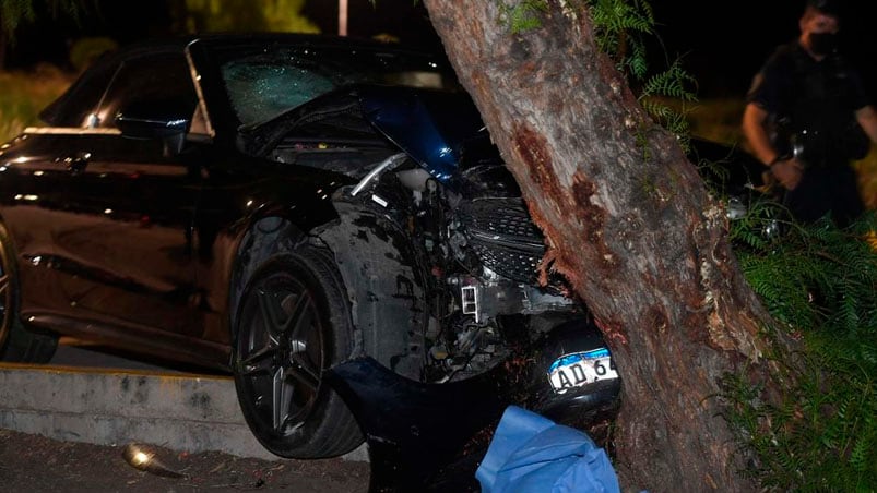 Una tercera persona también resultó herida por el accidente. 