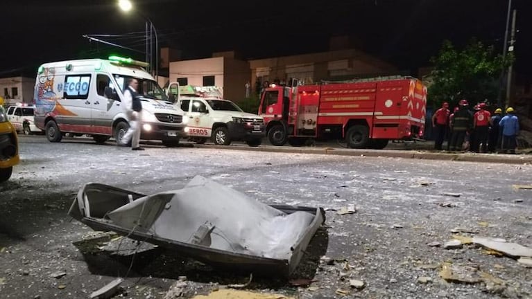 Una vecina está internada tras la explosión de la pizzería: “Un vidrio lesionó mi ojo”