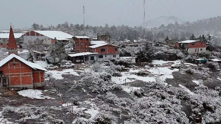 Una vista desde un drone tras la nevada en La Cumbrecita: Foto: Hernán Castro.