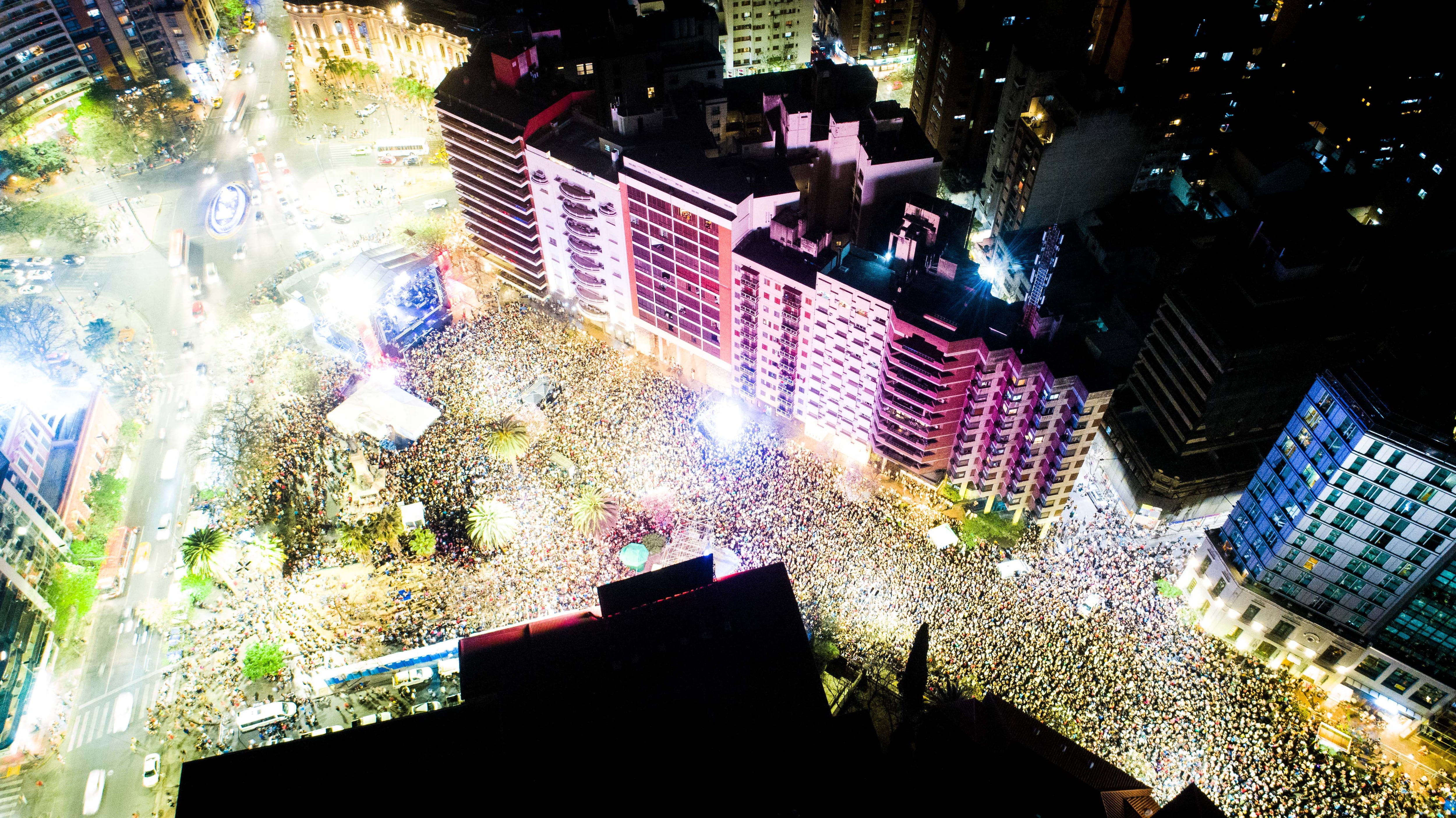 Unas 60 mil personas vibraron al ritmo de La Barra. Foto: Tato Maffini para UnGuaso.