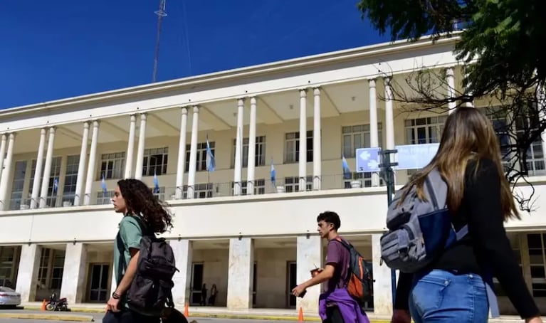 Universidad Nacional de Córdoba primera en transparencia. 