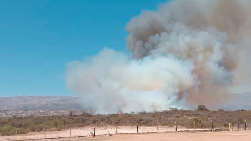 Uno de los incendios se desarrolló en Mina Clavero.