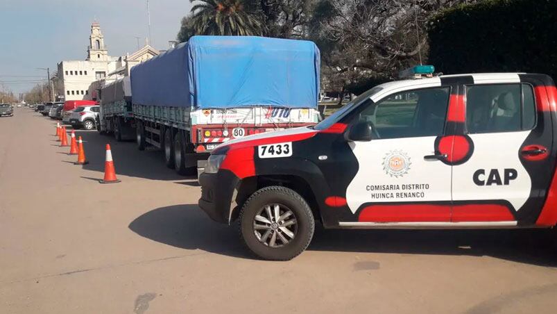 Uno de los operativos policiales en General Cabrera.