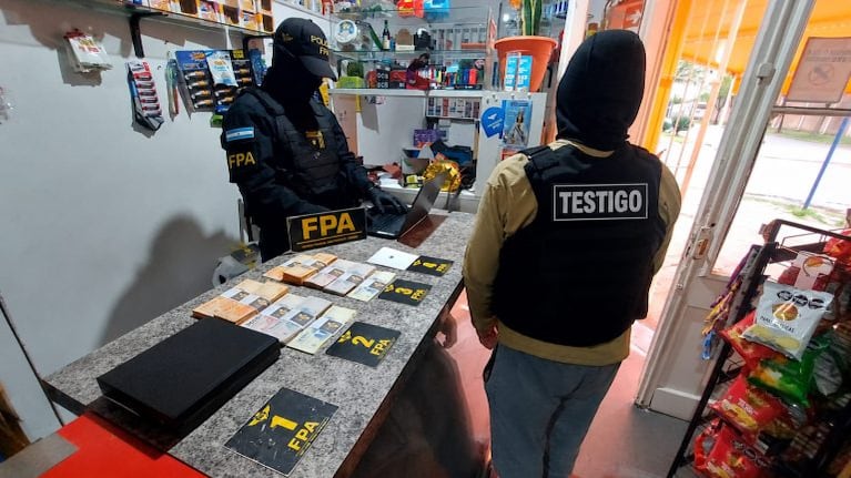 Uno de los operativos se llevó a cabo en un lugar donde funcionaba un kiosco.