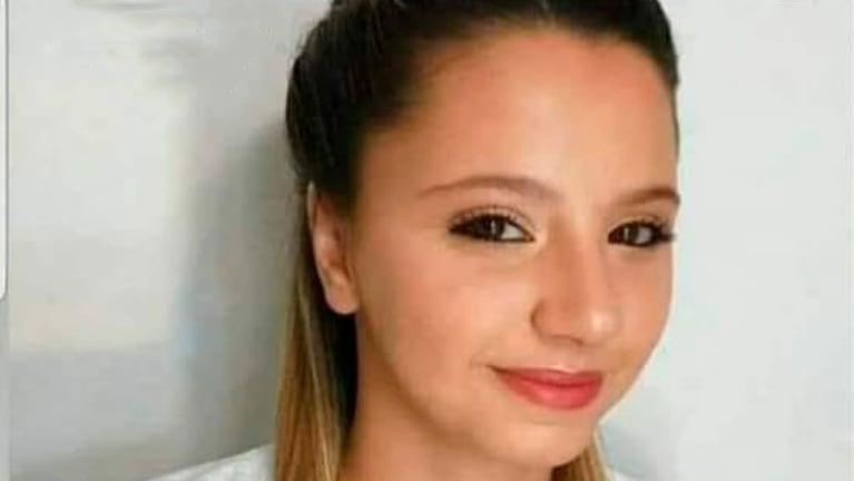 Úrsula Bahillo, de 18 años, fue asesinada por su ex, quien tenía orden de restricción.