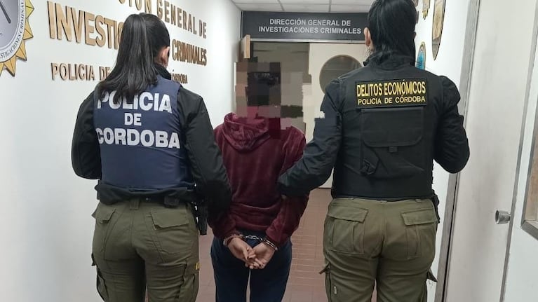 Usaban certificados falsos para esquivar escáneres e ingresar celulares y drogas a Bouwer