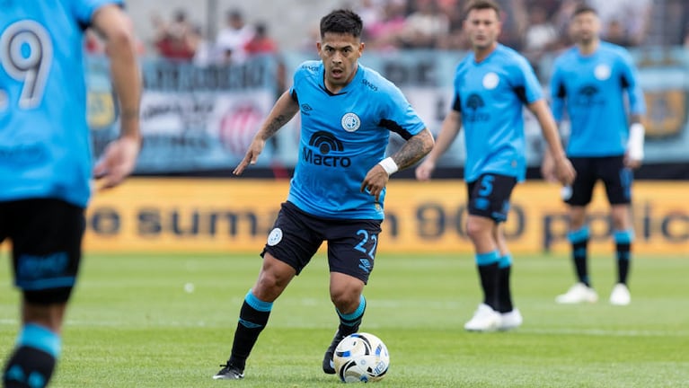Uvita Fernández ante Barracas Central.