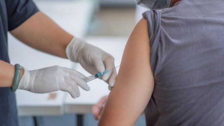 Vacunas: Vizzotti anticipó quiénes serán los primeros en recibir terceras dosis